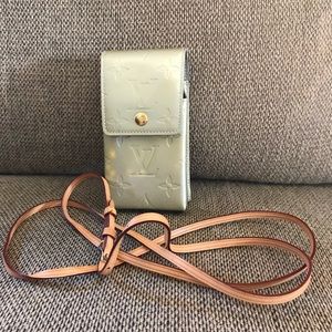 💯 authentic Louis Vuitton Vernis mini crossbody